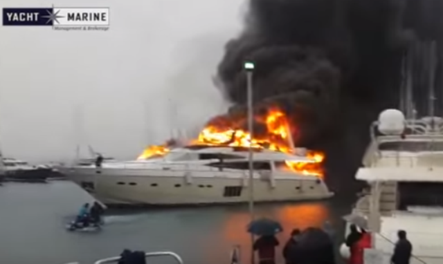 В турецком порту сгорела суперъяхта россиянина - ВИДЕО
